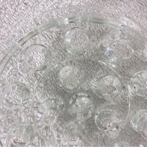 Vintage Clear Glass 16 Hole Flower Frog Flower Holder Stem Holder Arrangement - Picture 5 of 8